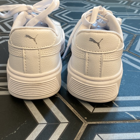 Puma Smash V3 Platform Sneaker, White, Size 6 - Picture 4 of 7